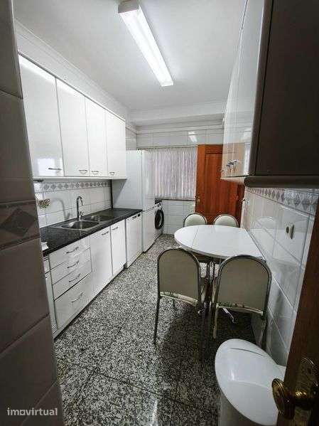 Apartamento T3 na calçada das Lajes, 61 - Grande imagem: 5/12
