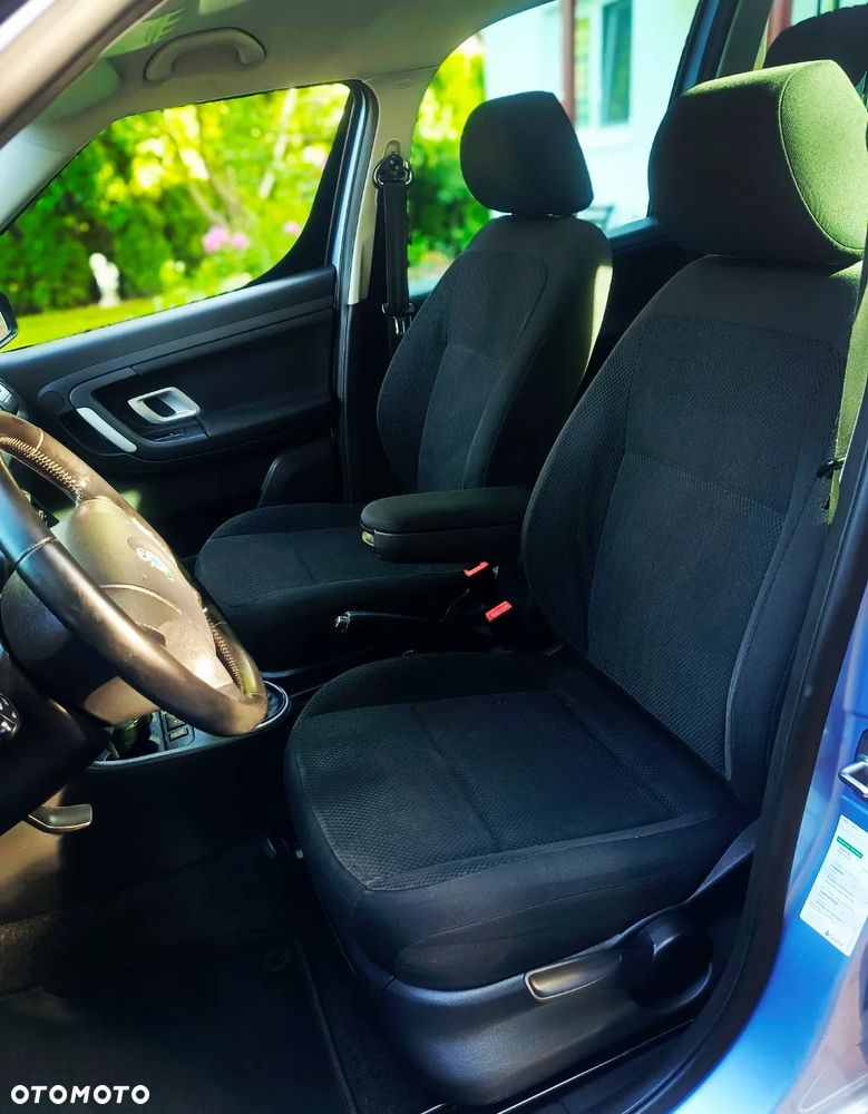 Skoda Roomster 1.6 16V Comfort PLUS EDITION - 26