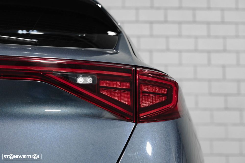 Cupra Formentor 1.4 e-Hybrid DSG VZ - 39