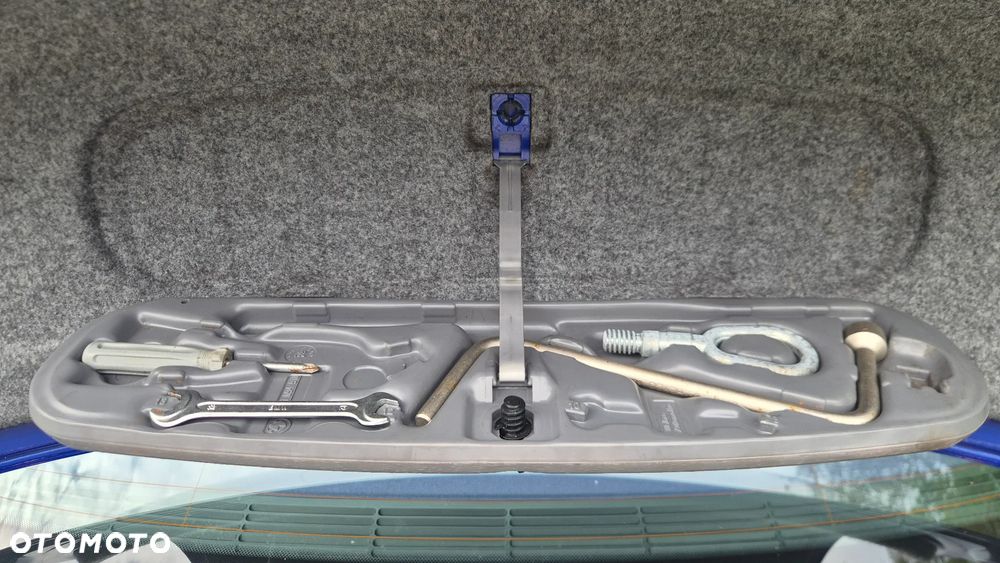 BMW Seria 3 - 15