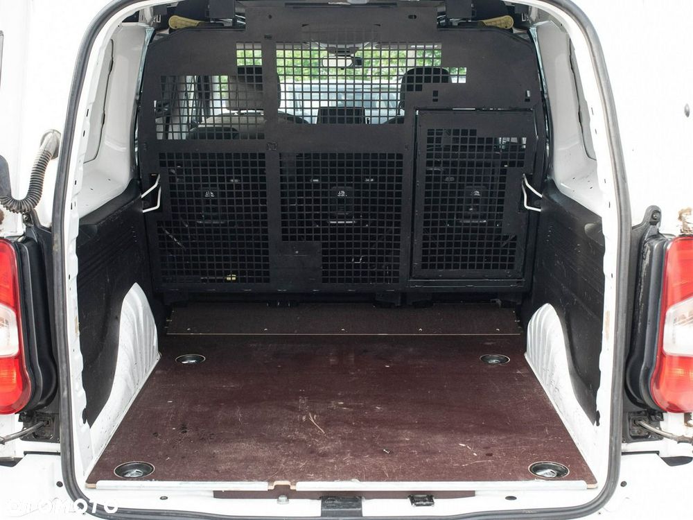 Opel Combo - 23
