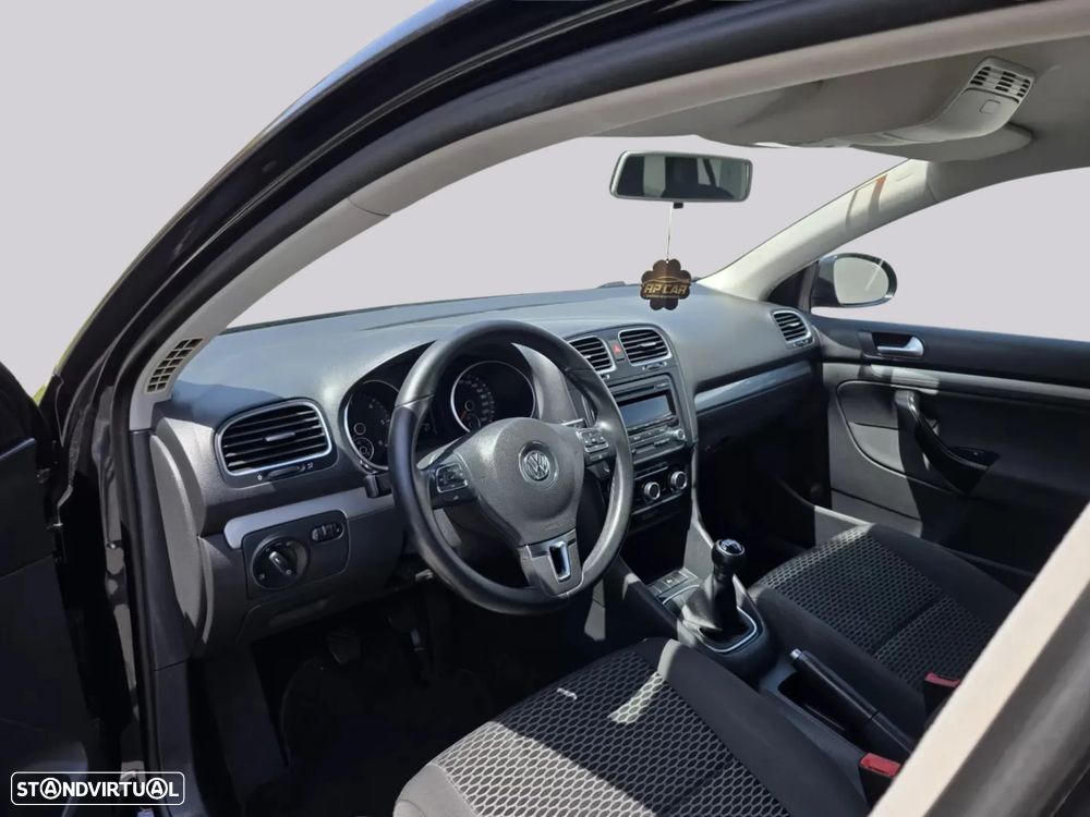 VW Golf Variant 1.6 TDi Confortline - 4