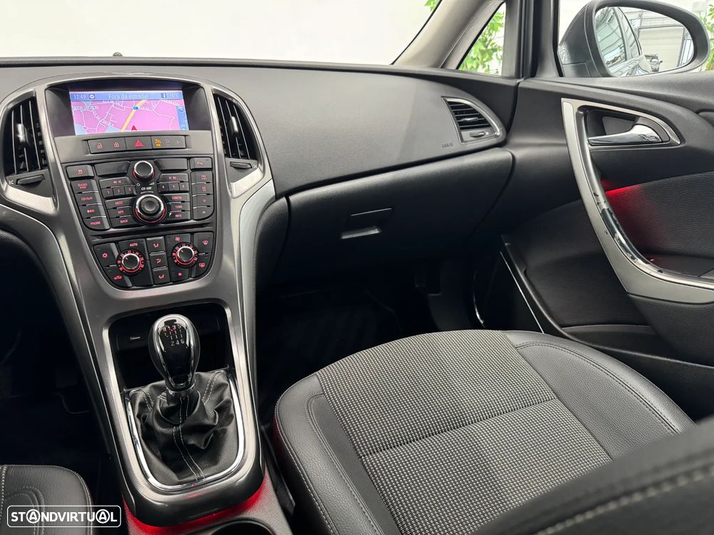 Opel Astra Sports Tourer 1.7 CDTi Cosmo - 19