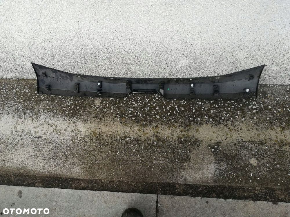 PEUGEOT 208 II 2 BLENDA LISTWA KLAPY TYLNEJ TYŁ - 2