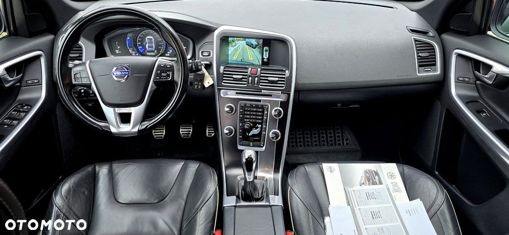 Volvo XC 60 D4 Drive-E R-Design Momentum - 2