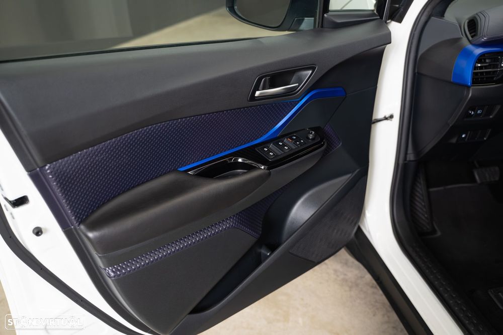 Toyota C-HR 1.8 HSD Exclusive - 17