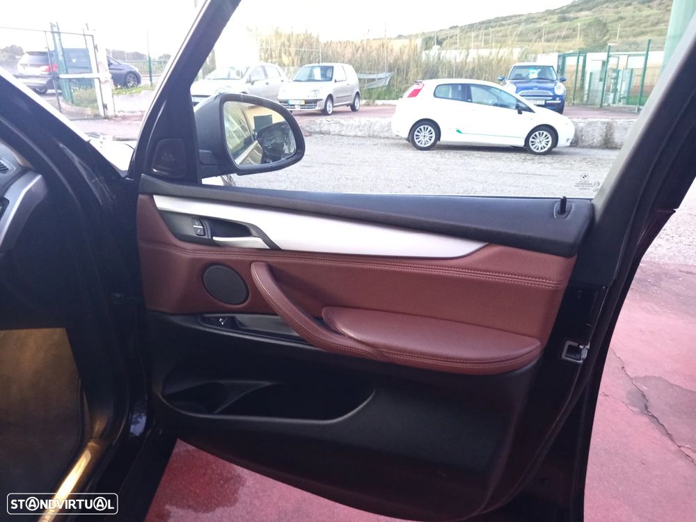 BMW X5 25 d sDrive Comfort 7L - 41