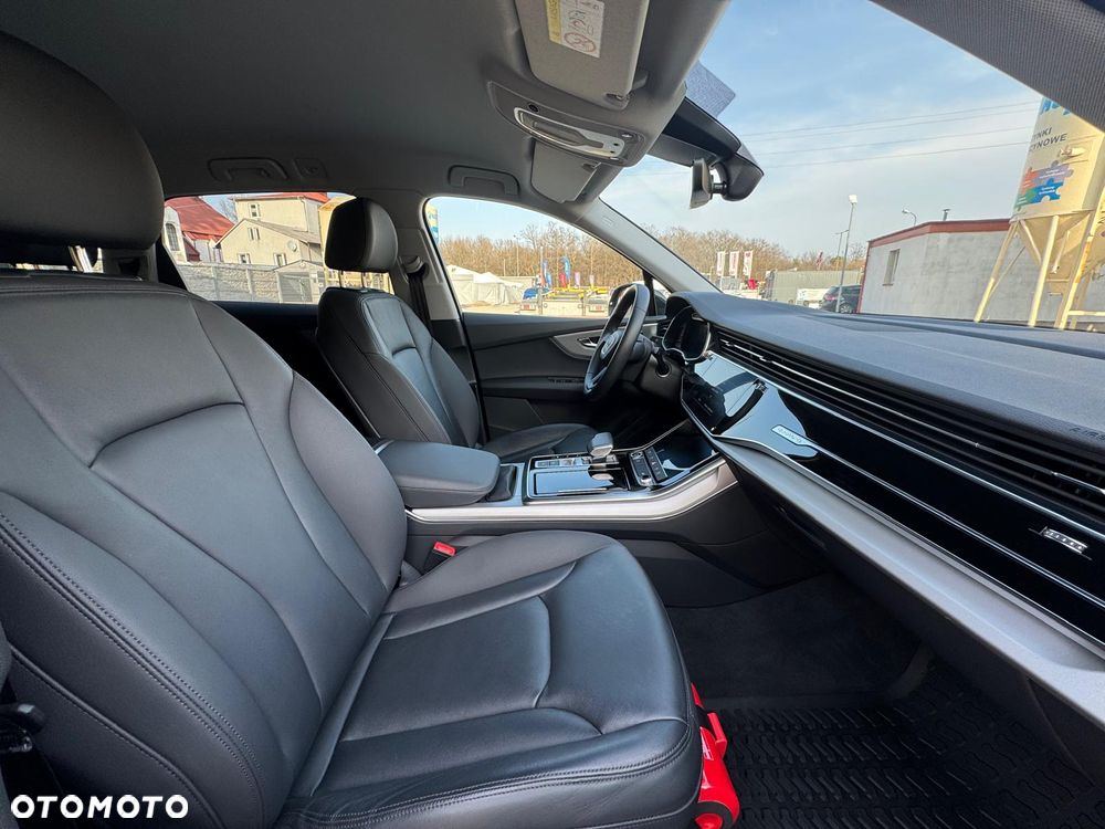 Audi Q7 - 12