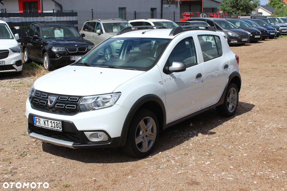 Dacia Sandero - 1