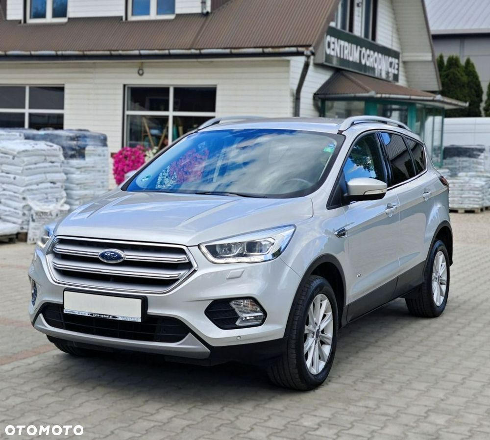 Ford Kuga - 2