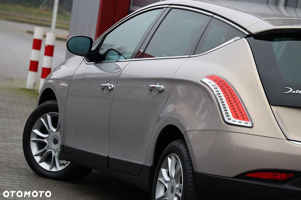 Lancia Delta 1.4 T-Jet 16v Argento - 11