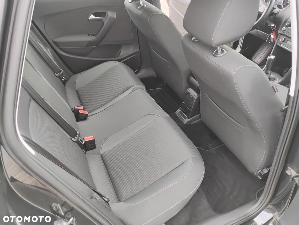 Volkswagen Polo 1.4 16V Comfortline - 16