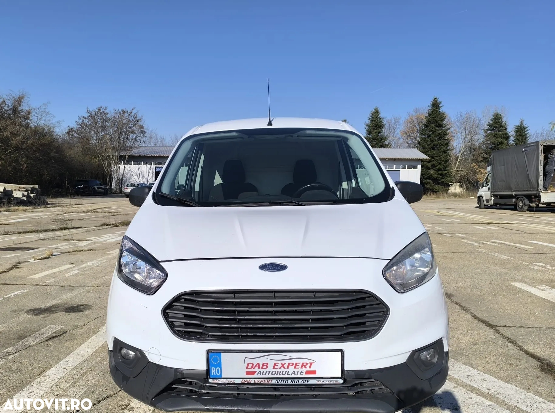 Ford Transit Courier 1.5 TDCi L1 Kombi Commercial Ambiente - 5
