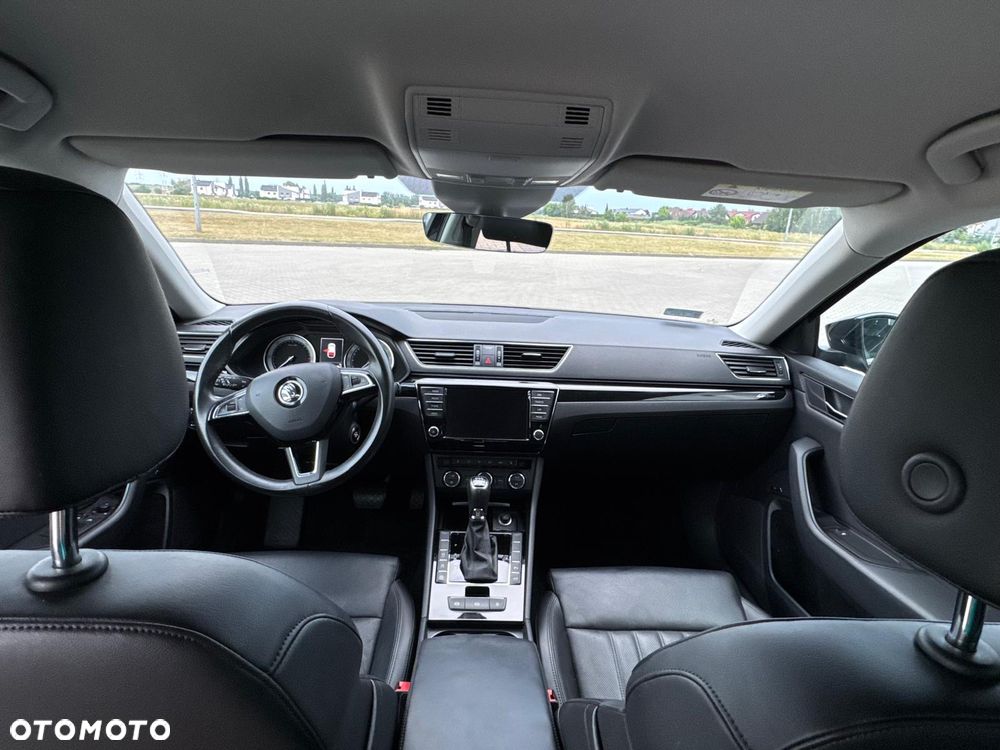 Skoda Superb 2.0 TDI L&K DSG - 12