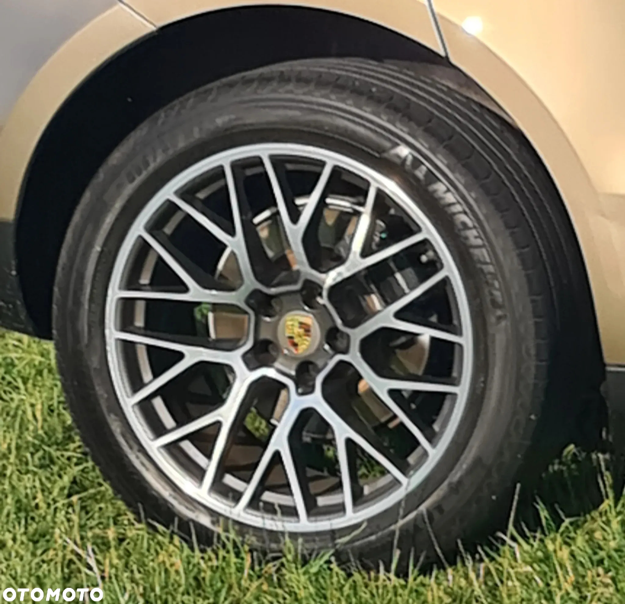 Porsche Macan - 5