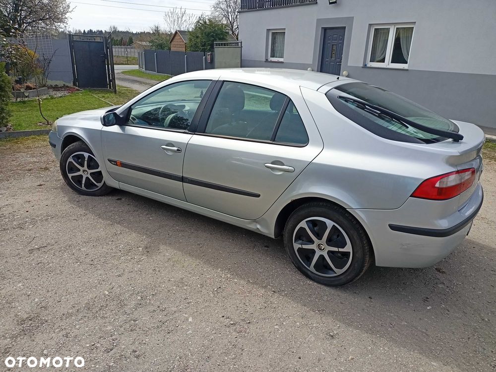 Renault Laguna - 2