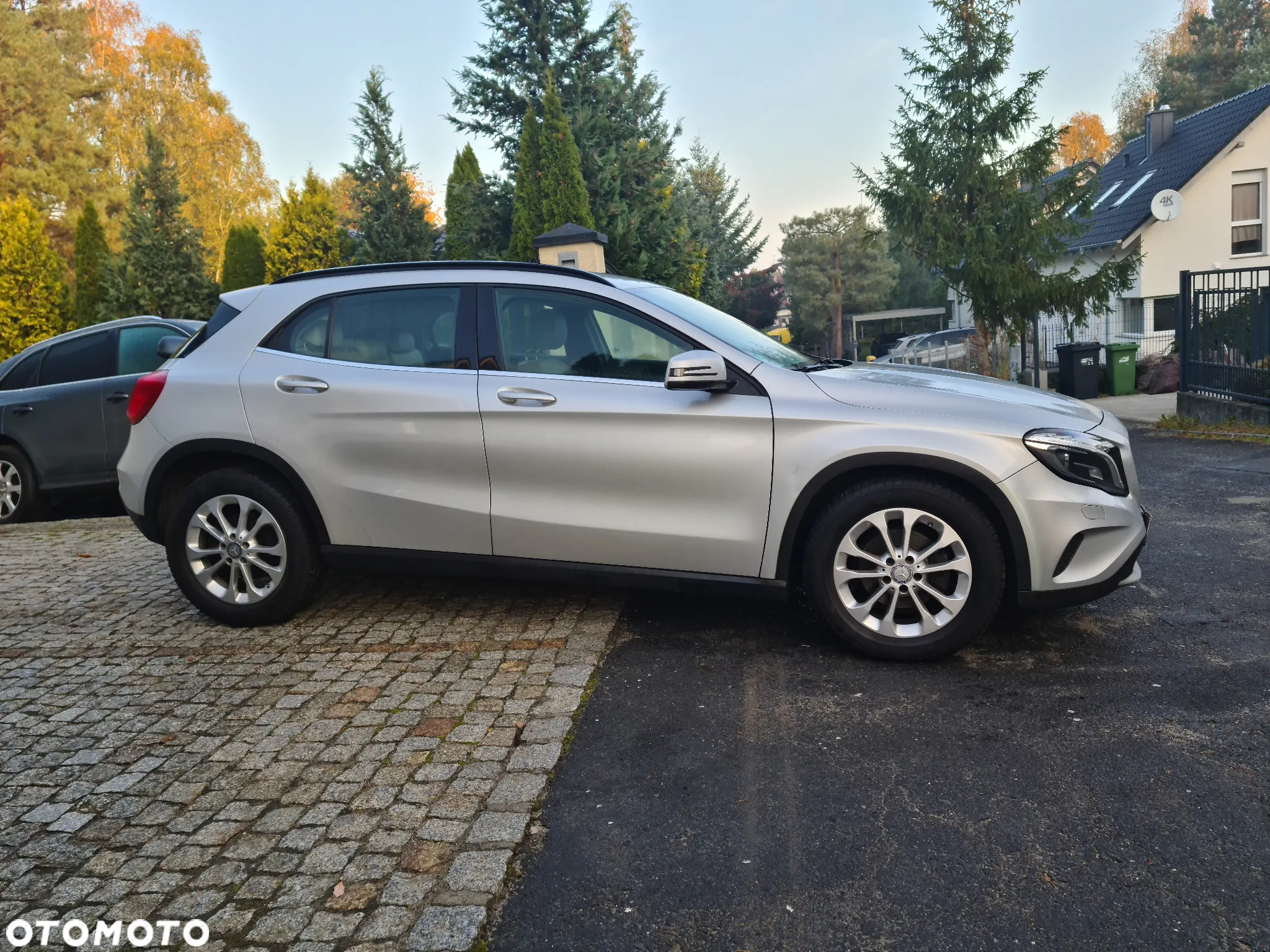 Mercedes-Benz GLA - 26
