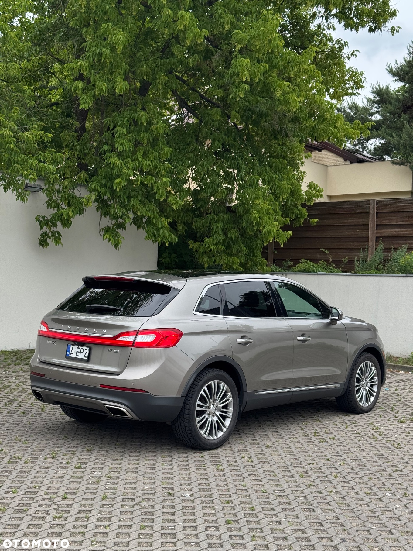 Lincoln MKX - 13