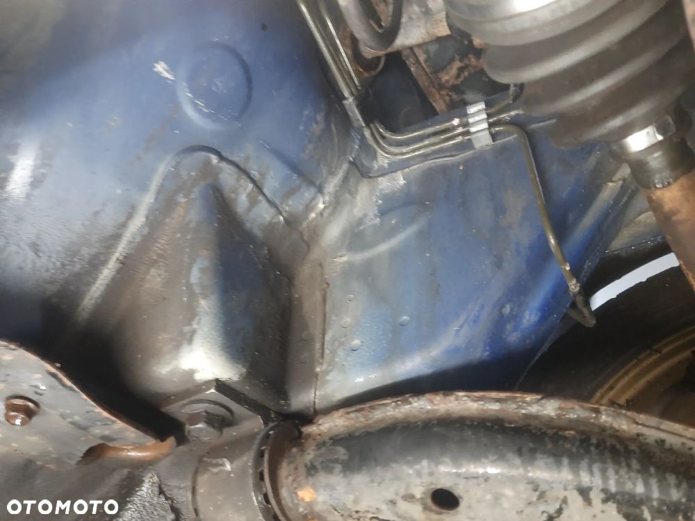 Subaru Impreza 2.0 GT - 11