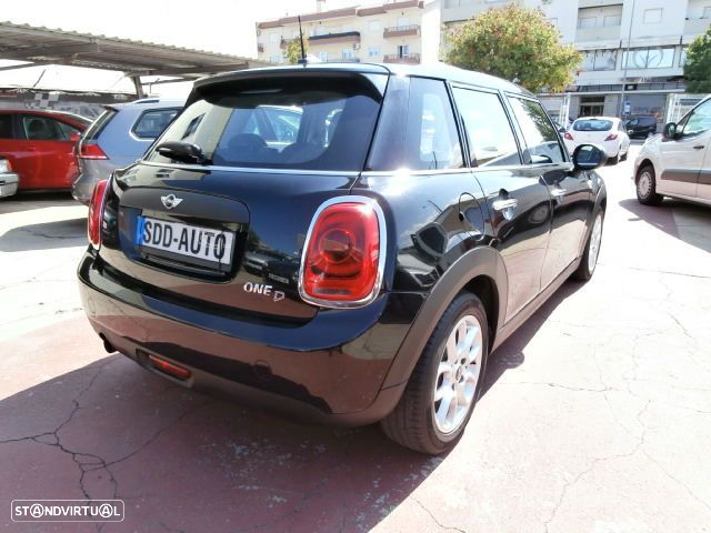 MINI 5 Portas One D - 5