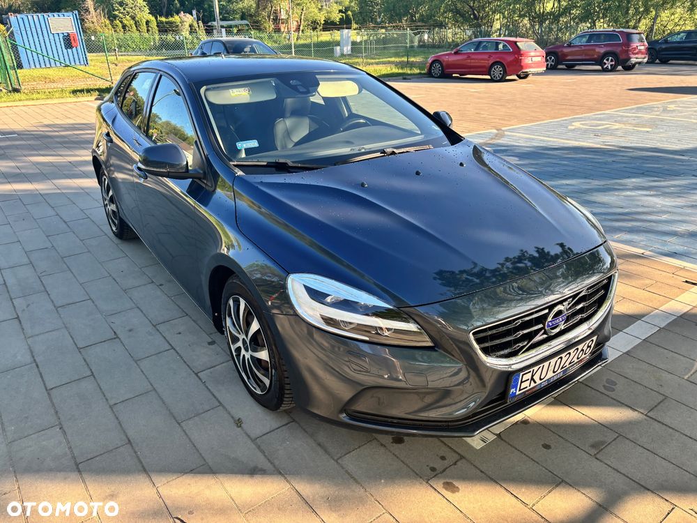 Volvo V40 D2 Drive-E Momentum - 2