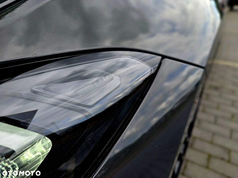 BMW Seria 3 M340i xDrive mHEV sport - 12