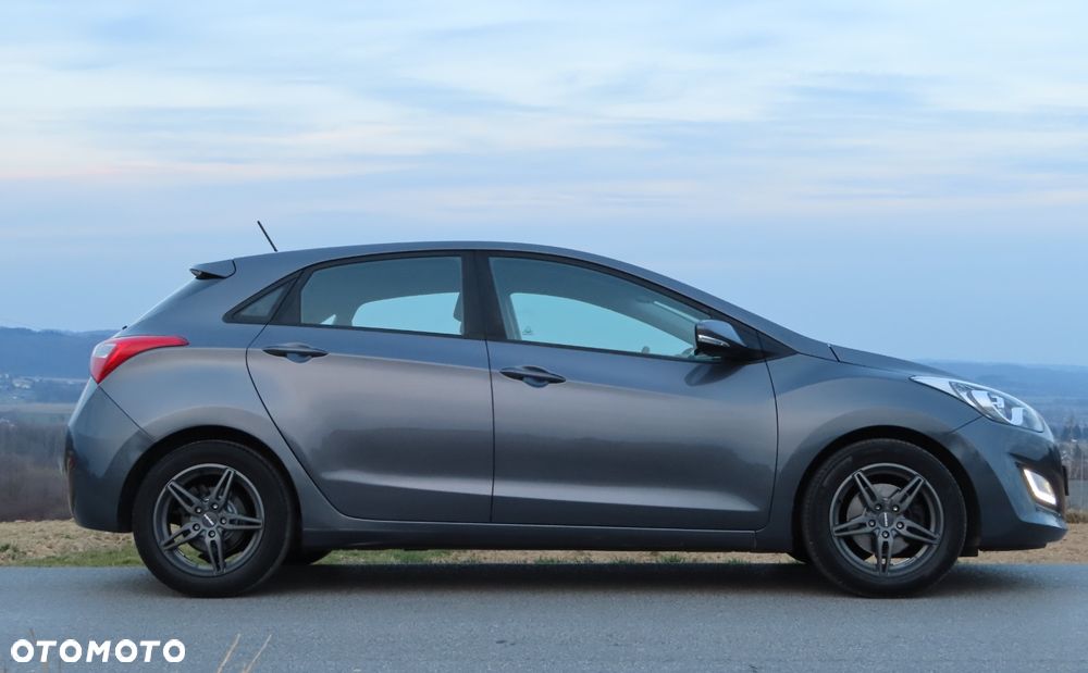 Hyundai i30 1.4 Trend - 4