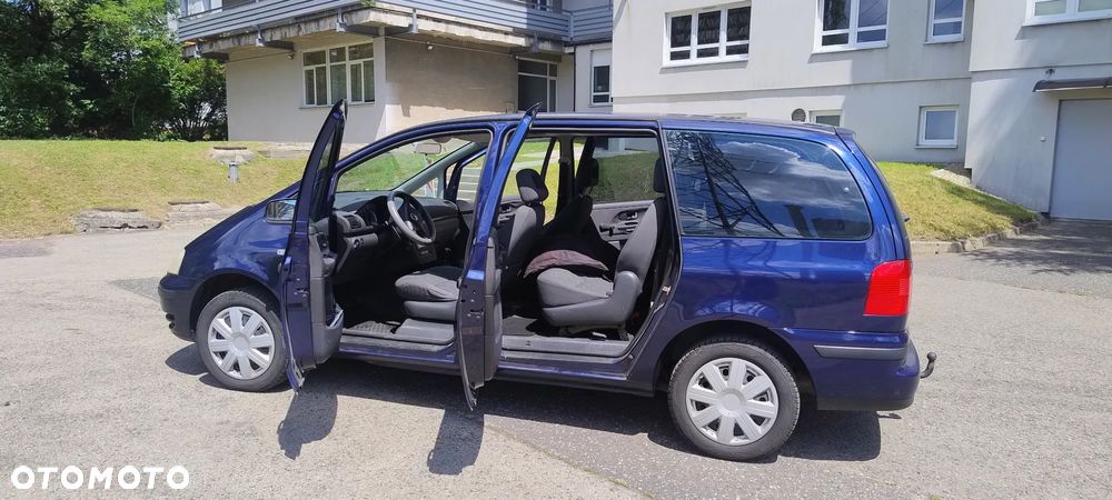 Volkswagen Sharan 2.0 - 8