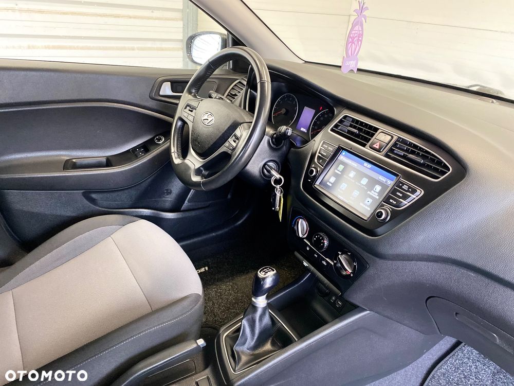 Hyundai i20 1.2 Classic Plus - 9