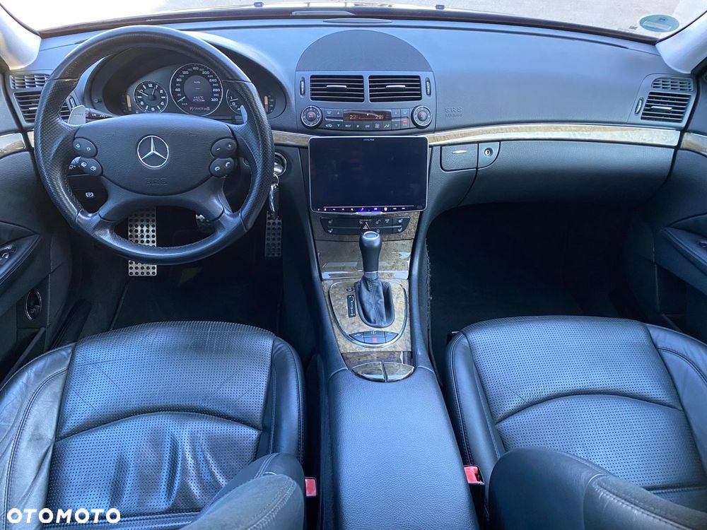 Mercedes-Benz Klasa E 63 AMG T 7G-TRONIC - 11