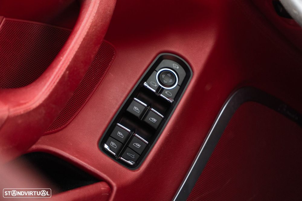 Porsche Panamera Edition - 15