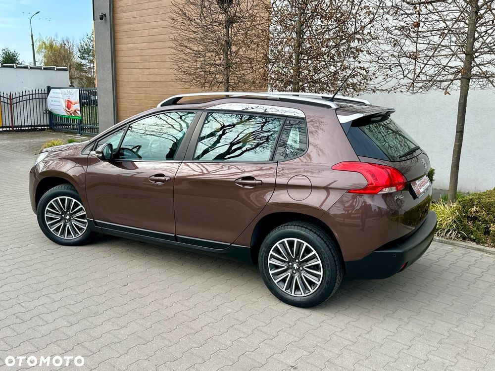 Peugeot 2008 PureTech 82 Allure - 13