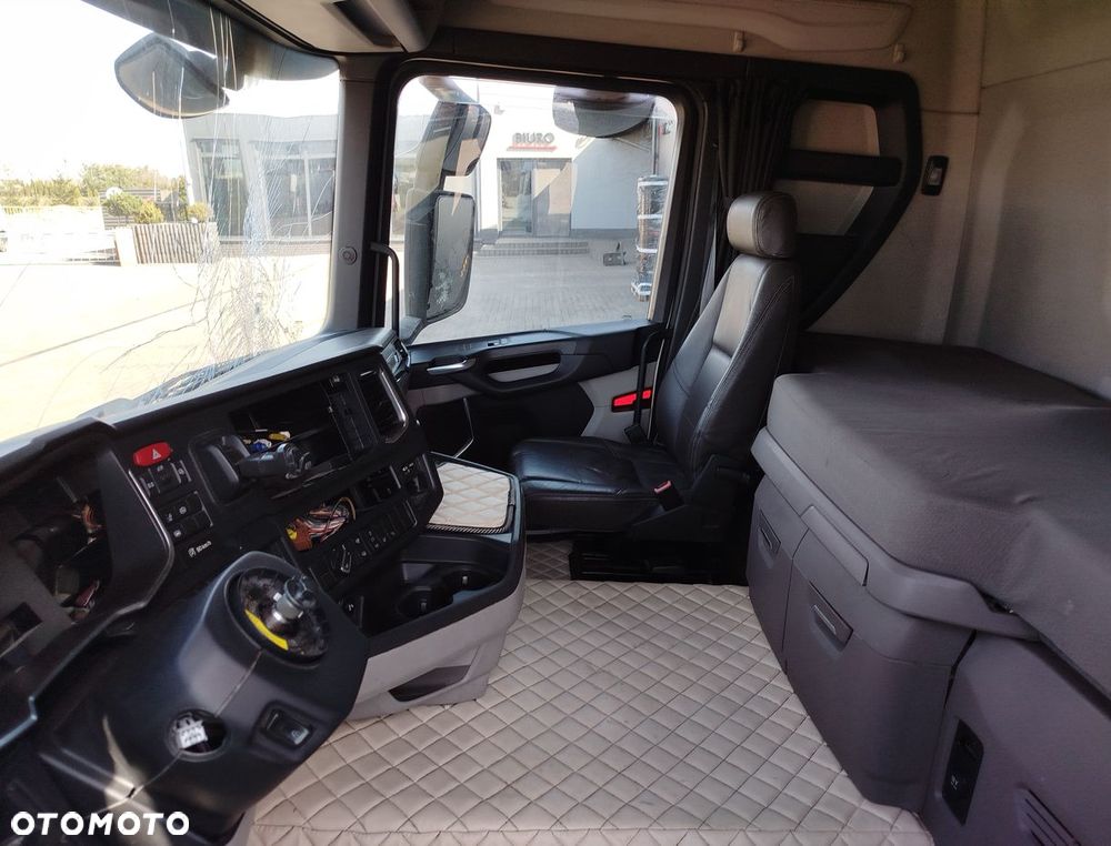 KABINA SCANIA R NTG - 8