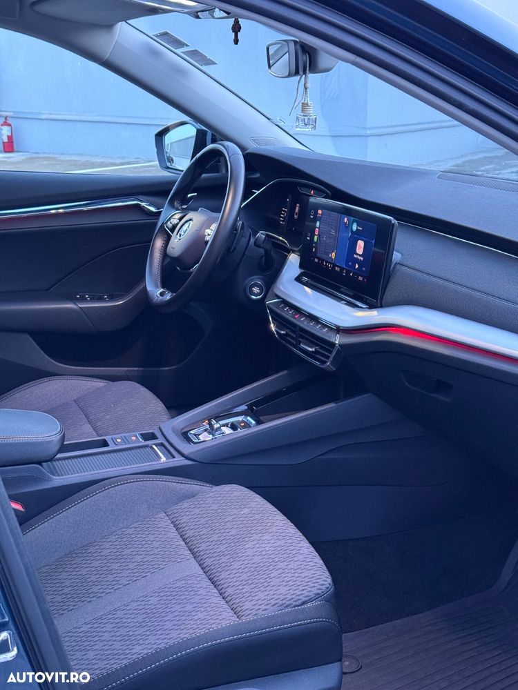 Skoda Octavia 2.0 TDI DSG Style - 30