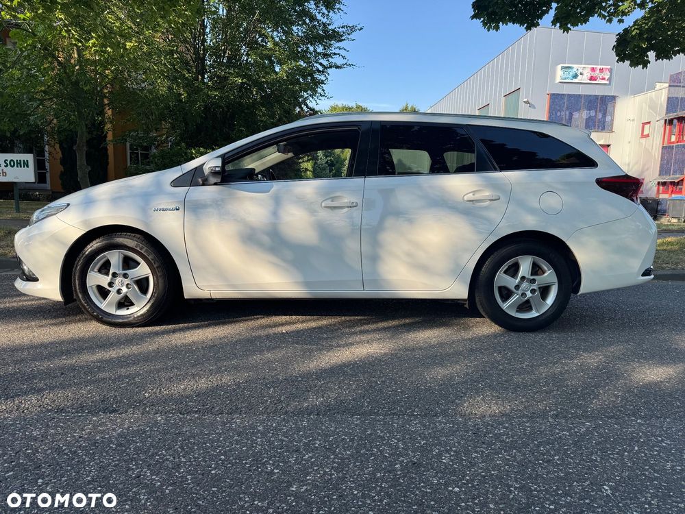 Toyota Auris 1.8 HSD Luna - 8