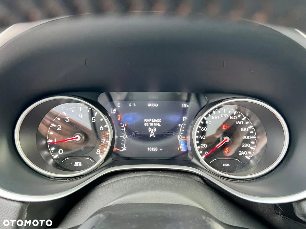 Jeep Compass 1.3 TMair Limited FWD S&S DDCT - 6