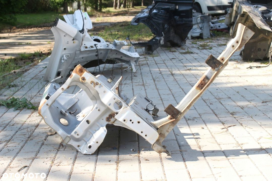 Prawa Podłużnica Fartuch Daihatsu Terios I - 3