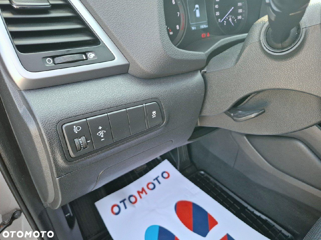 Hyundai Tucson 1.6 GDI BlueDrive Comfort 2WD - 18