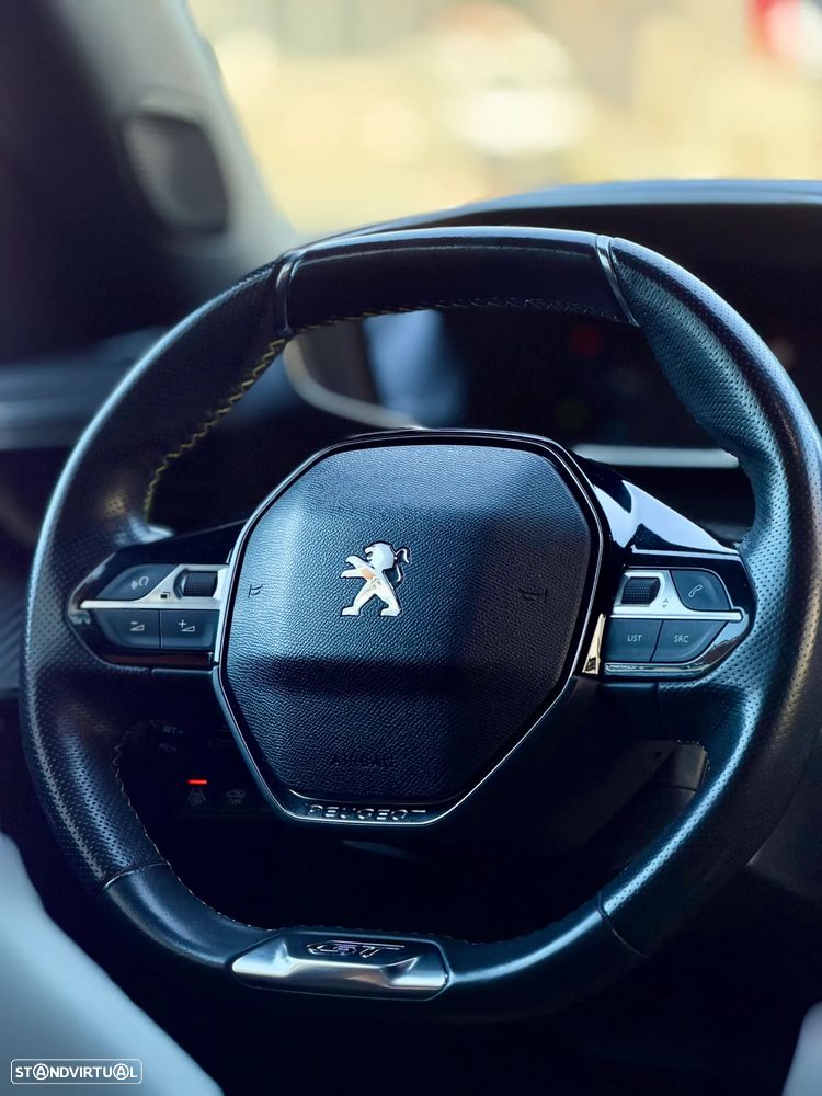 Peugeot 2008 1.2 PureTech GT - 30