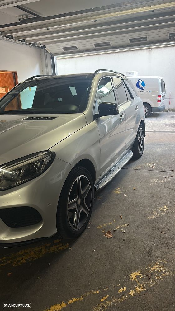Mercedes-Benz GLE 350 d 4-Matic - 2