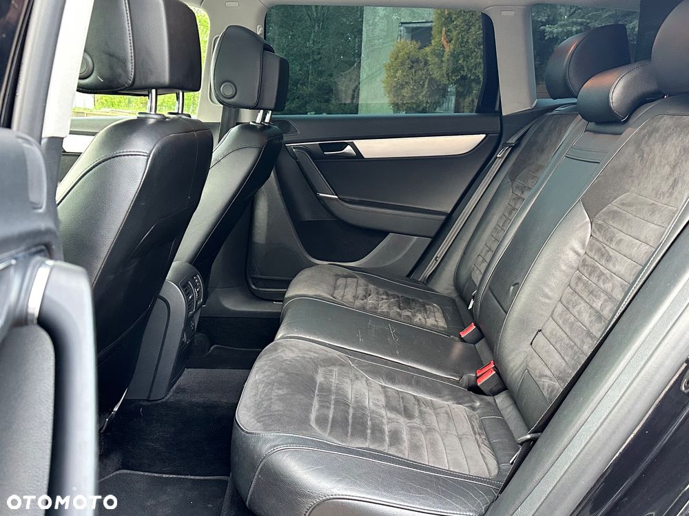 Volkswagen Passat 2.0 TDI DSG BlueMotion Technology Highline - 27