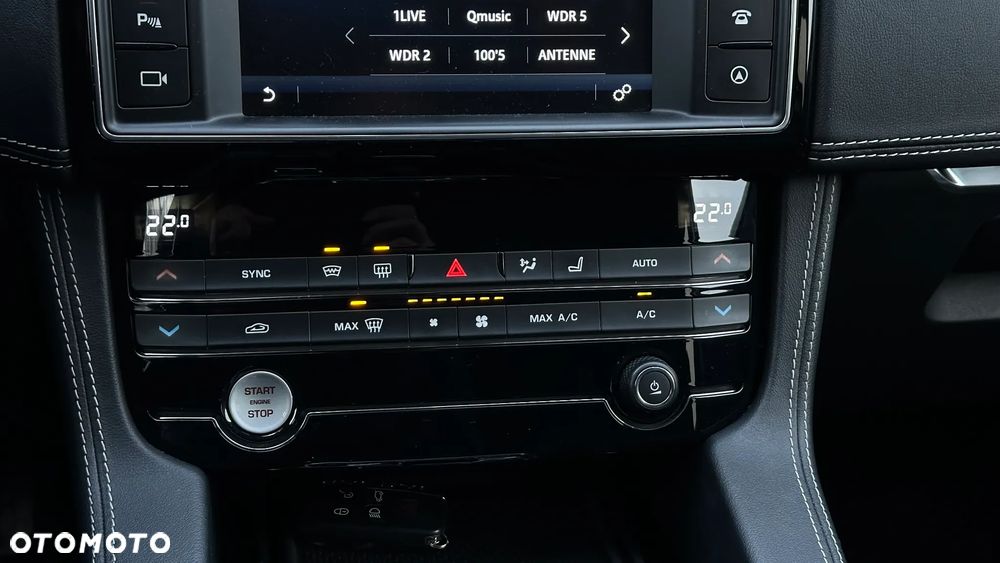 Jaguar F-Pace D200 AWD R-Dynamic HSE 90th Anniversary Edition - 20