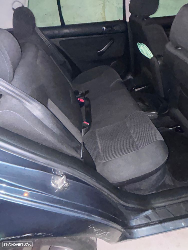 VW Golf - 10