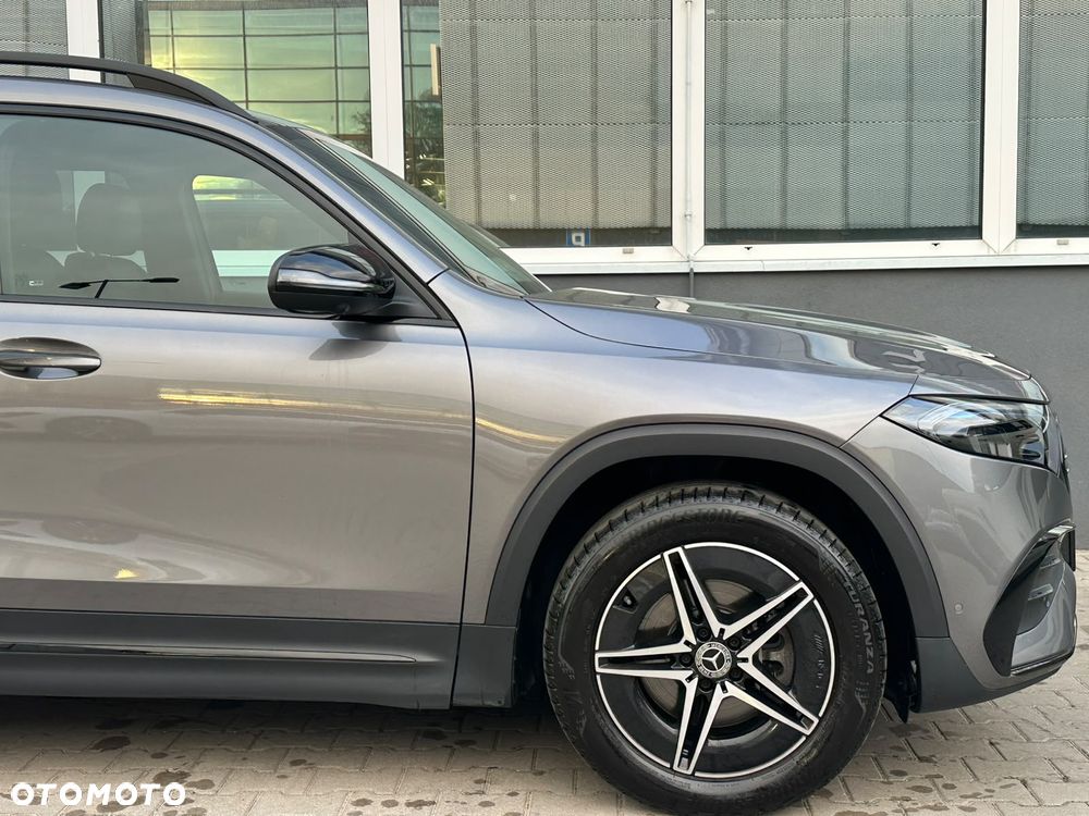Mercedes-Benz EQB 250 66.5kWh AMG - 31