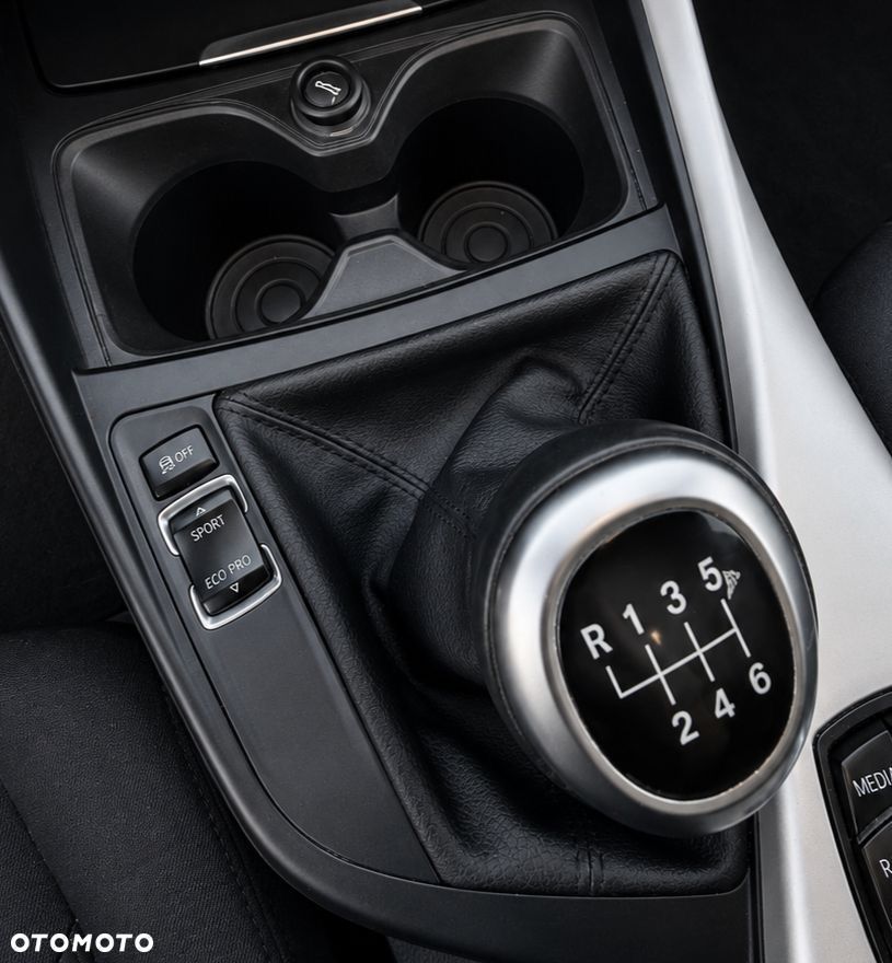 BMW Seria 1 114d - 15