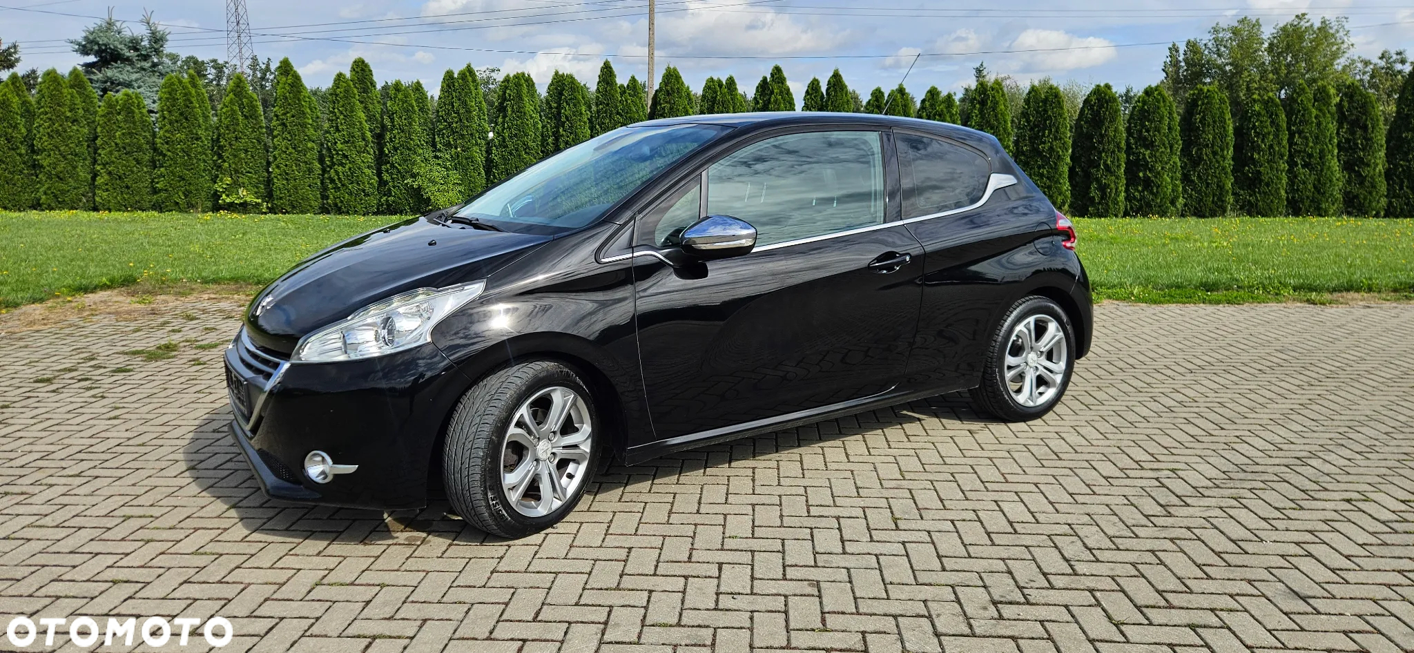 Peugeot 208 1.6 e-HDi Allure STT - 3