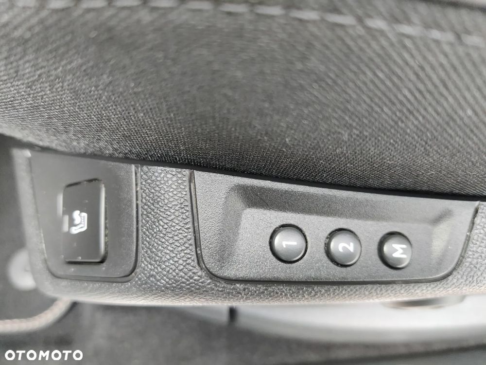 Peugeot 3008 BlueHDi 180 Stop & Start EAT8 GT - 29