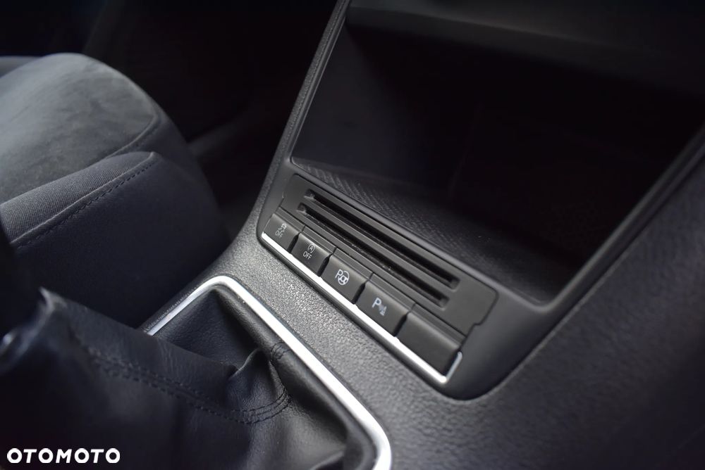 Volkswagen Tiguan 2.0 TDI SCR BlueMotion Technology Exclusive - 16