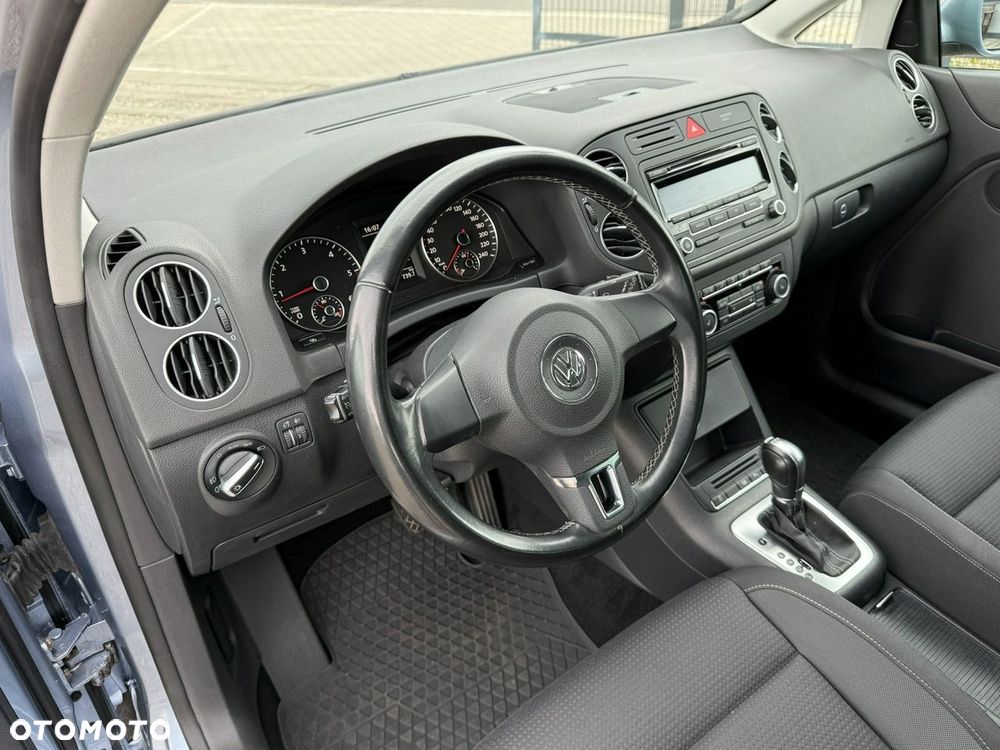 Volkswagen Golf Plus - 25