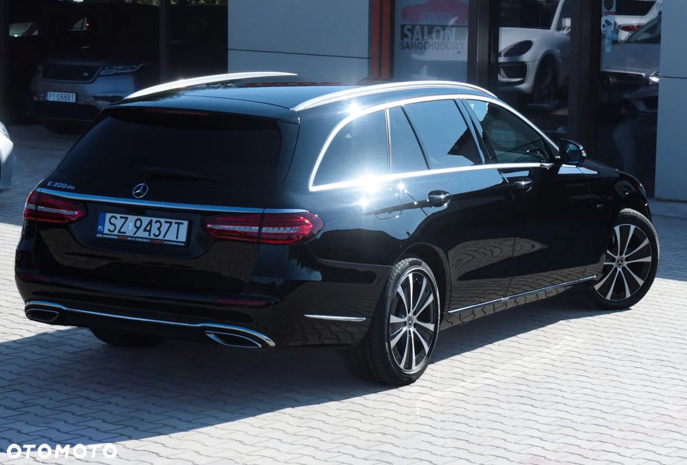 Mercedes-Benz Klasa E 300 de 9G-TRONIC Exclusive - 33